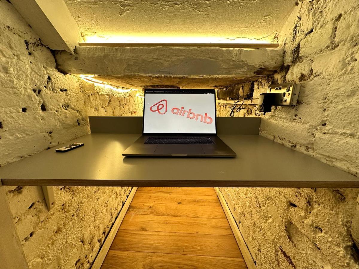 Apartamento Modern Flat With King Bed, Garden & Outdoor Dining Londres